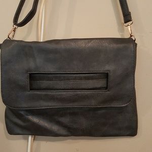 NWOT, Supple gray Clutch w/removable Straps